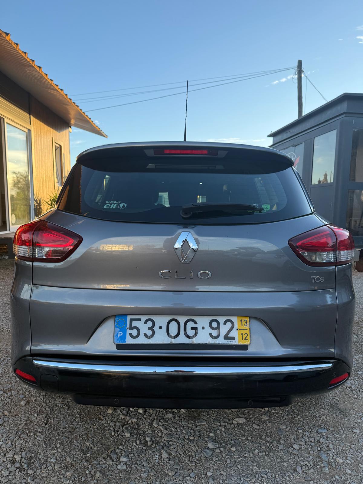 RENAULT RENAULT Clio Limited Edition (2013)