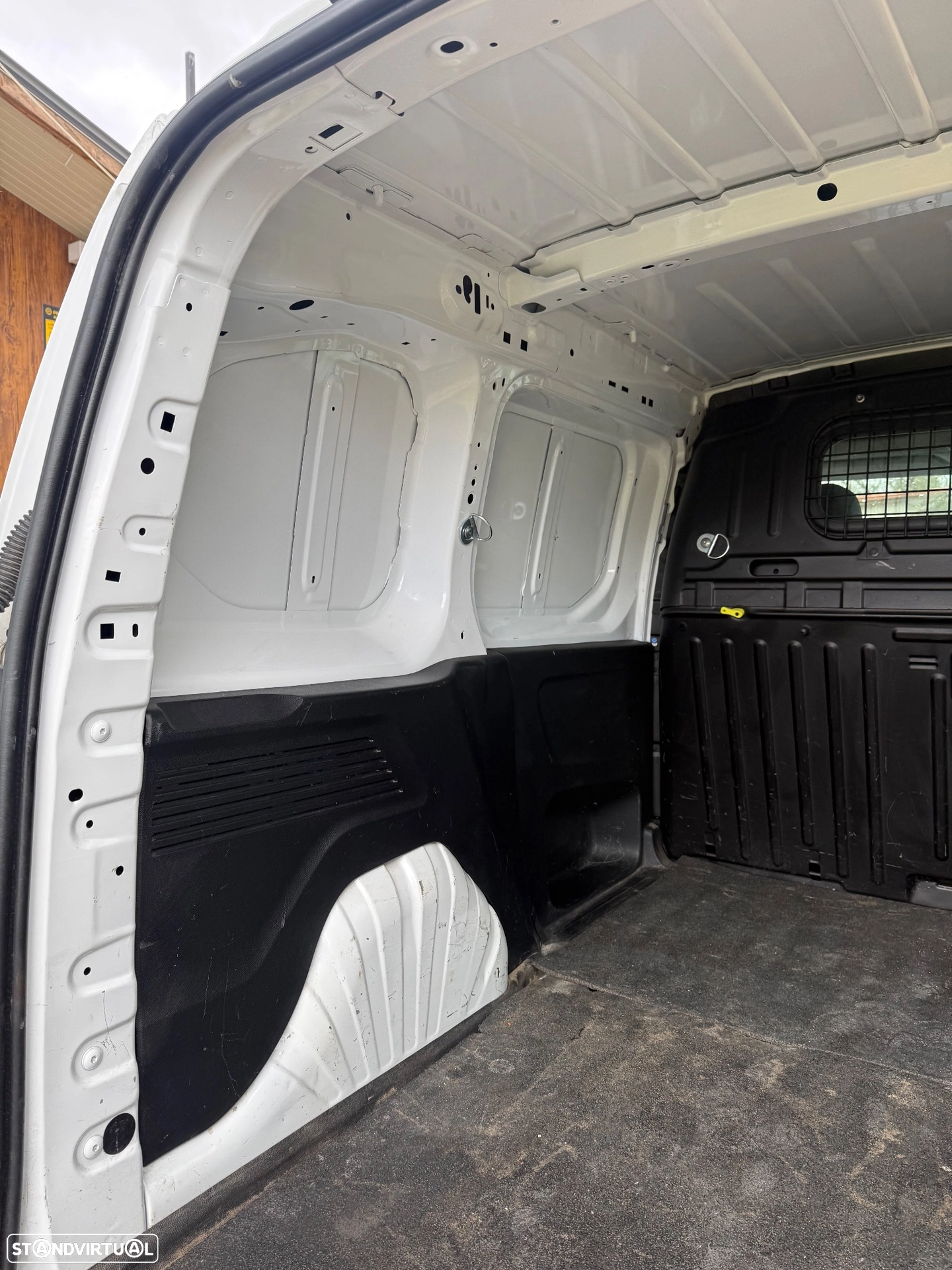 CITROËN CITROËN Berlingo 1.6 HDI 3L (2019)