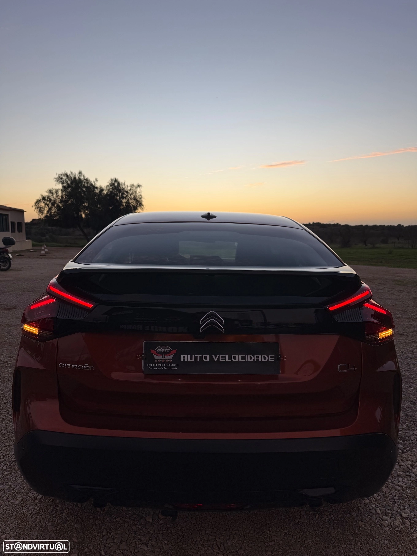 CITROËN CITROËN C4 Pure Tech 130 Stop&Start SHINE (2022)