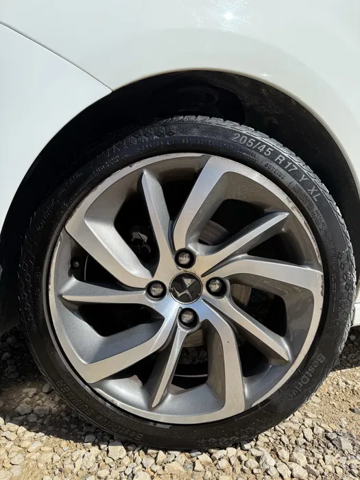 CITROËN CITROËN DS3 1.6 HDI (2016)
