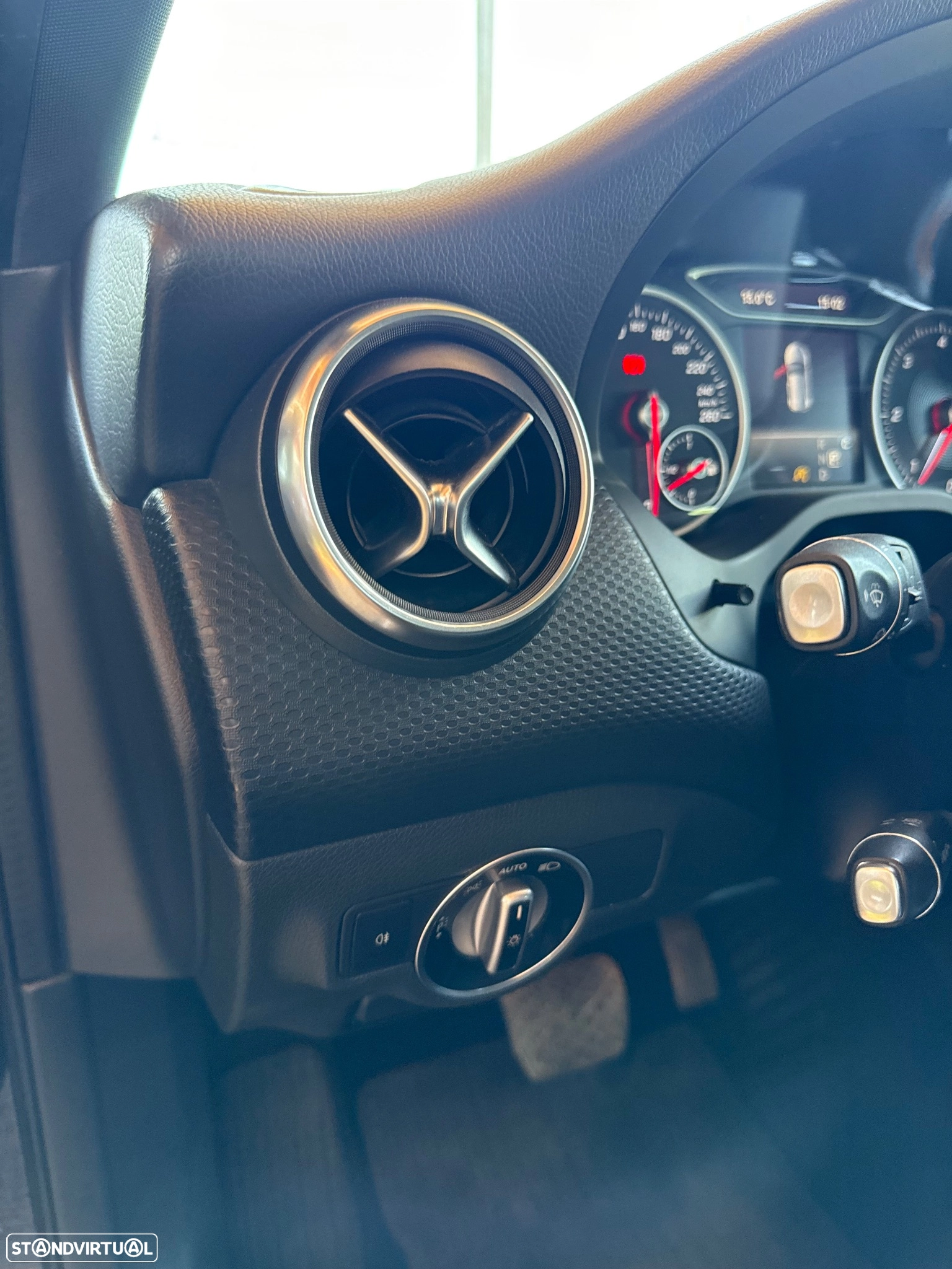 MERCEDES-BENZ MERCEDES-BENZ A A 180d  AMG Line AMG (2018)