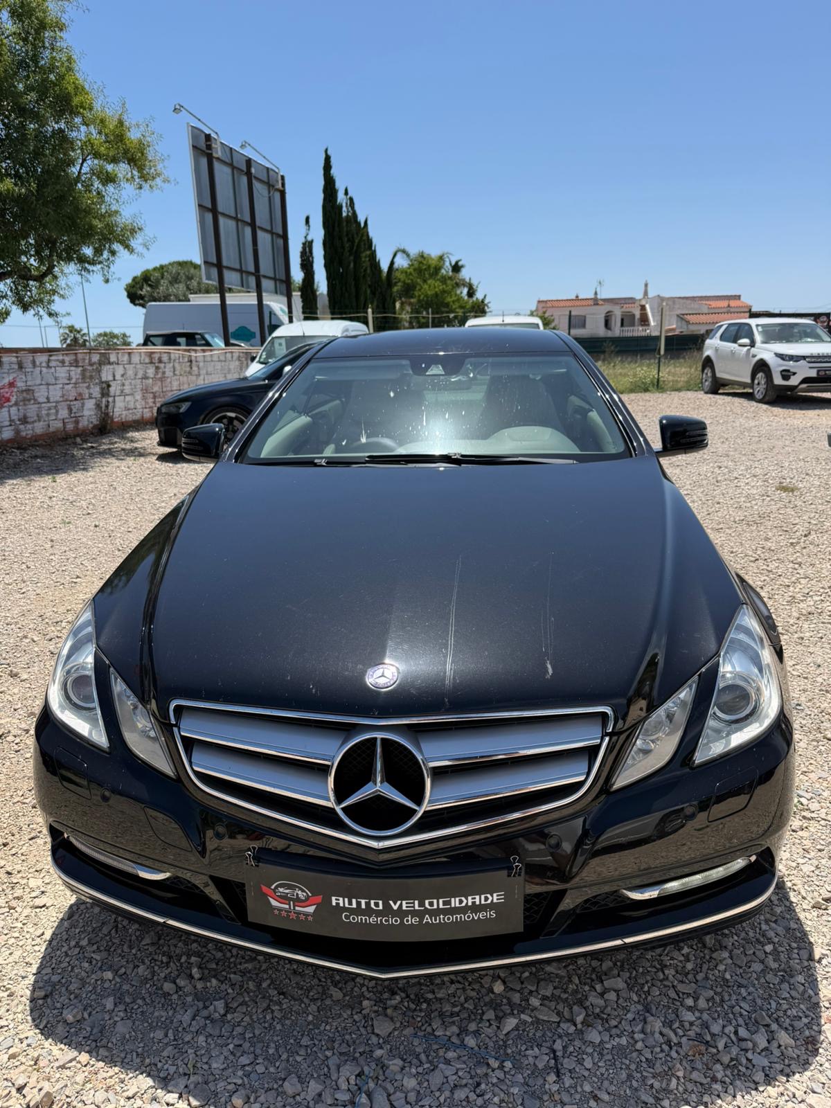 MERCEDES-BENZ MERCEDES-BENZ E 200 BlueEFFICIENCY (2011)