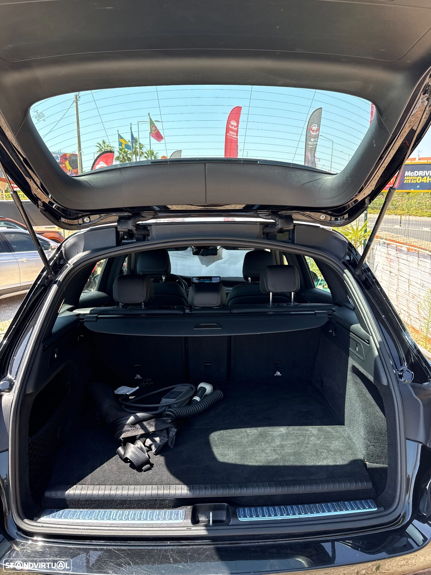 MERCEDES-BENZ MERCEDES-BENZ GLC 300e 4MATIC (2020)