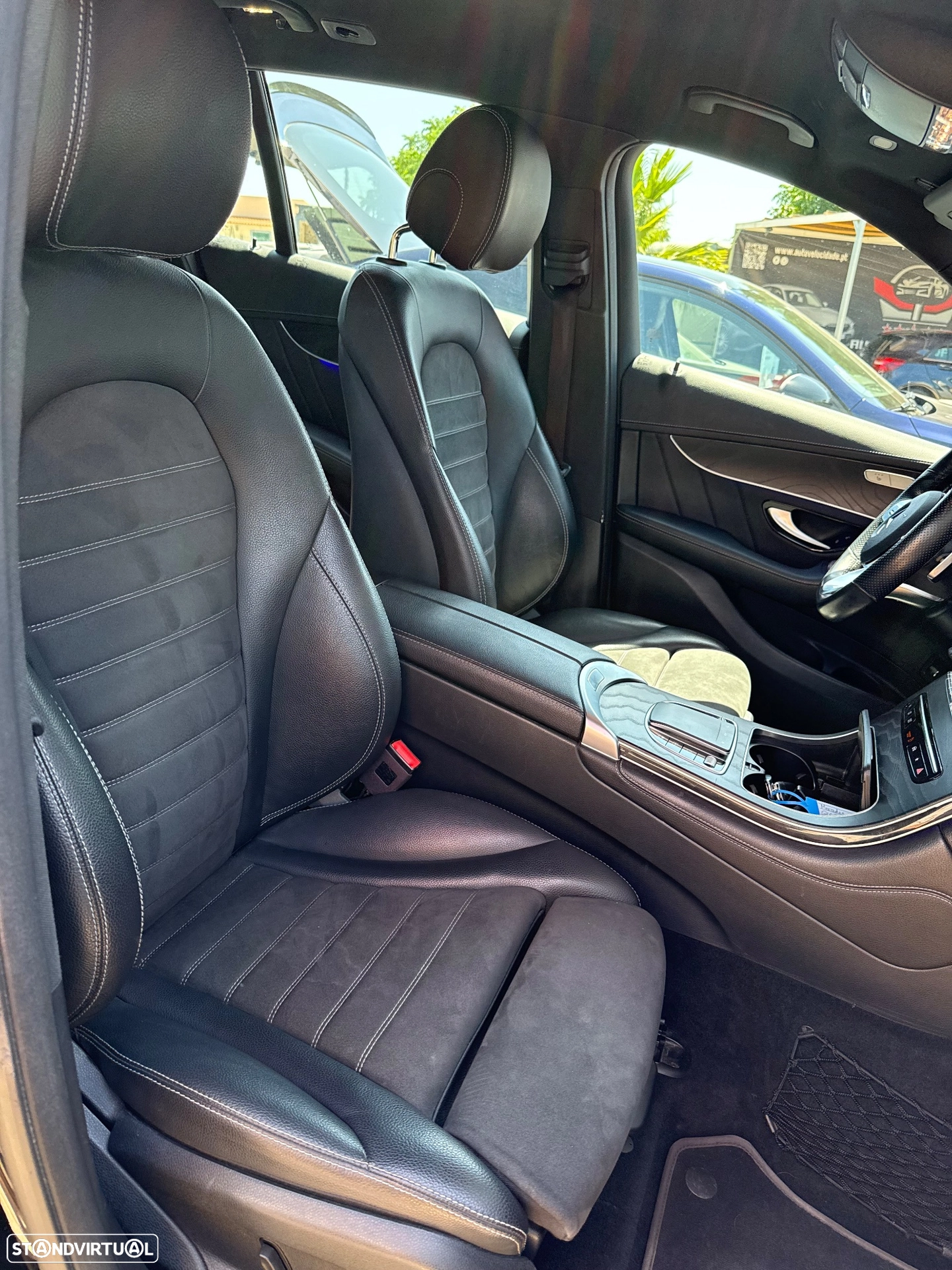 MERCEDES-BENZ MERCEDES-BENZ GLC 300e 4MATIC (2020)