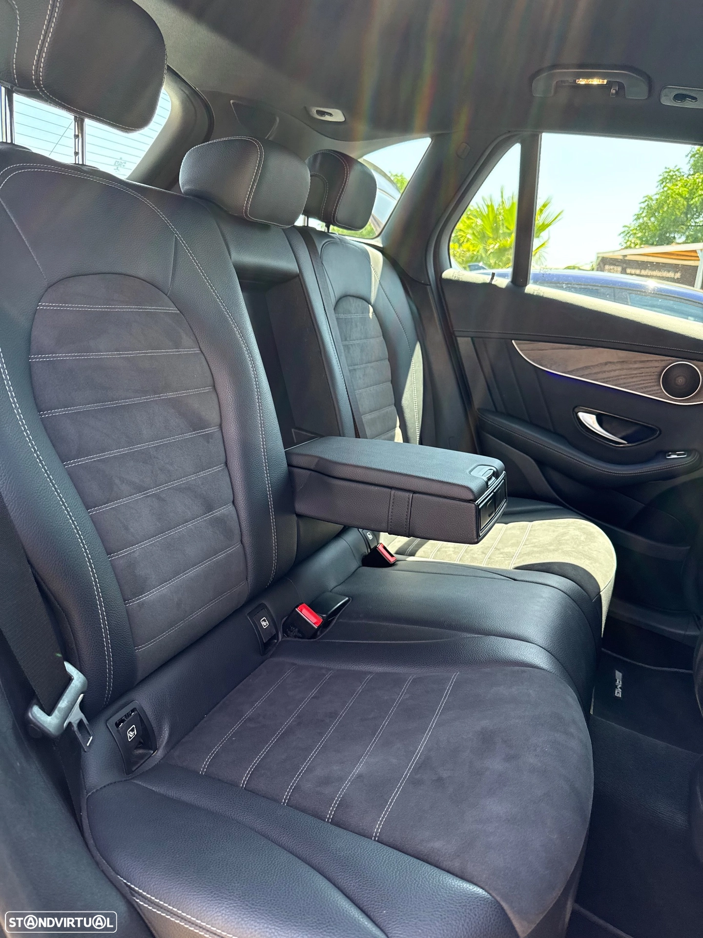 MERCEDES-BENZ MERCEDES-BENZ GLC 300e 4MATIC (2020)