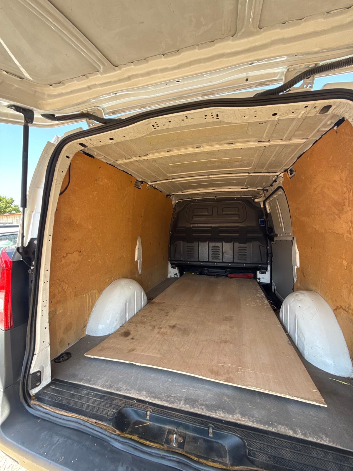 MERCEDES-BENZ MERCEDES-BENZ Vito 1.6 CDI (2014)