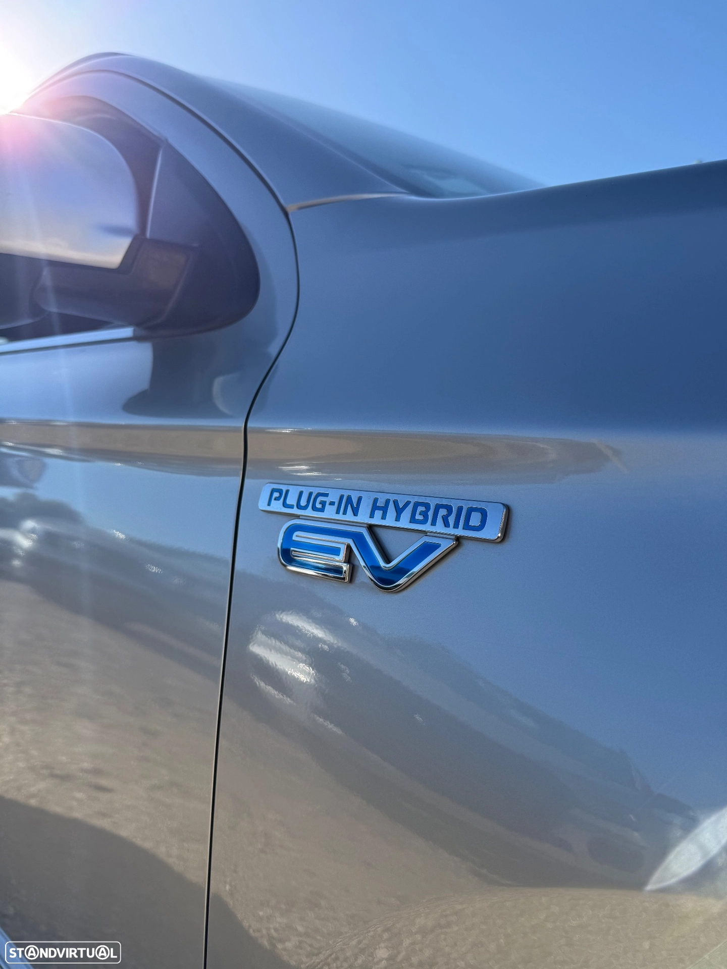 MITSUBISHI MITSUBISHI Outlander 2.4 Instyle (2020)