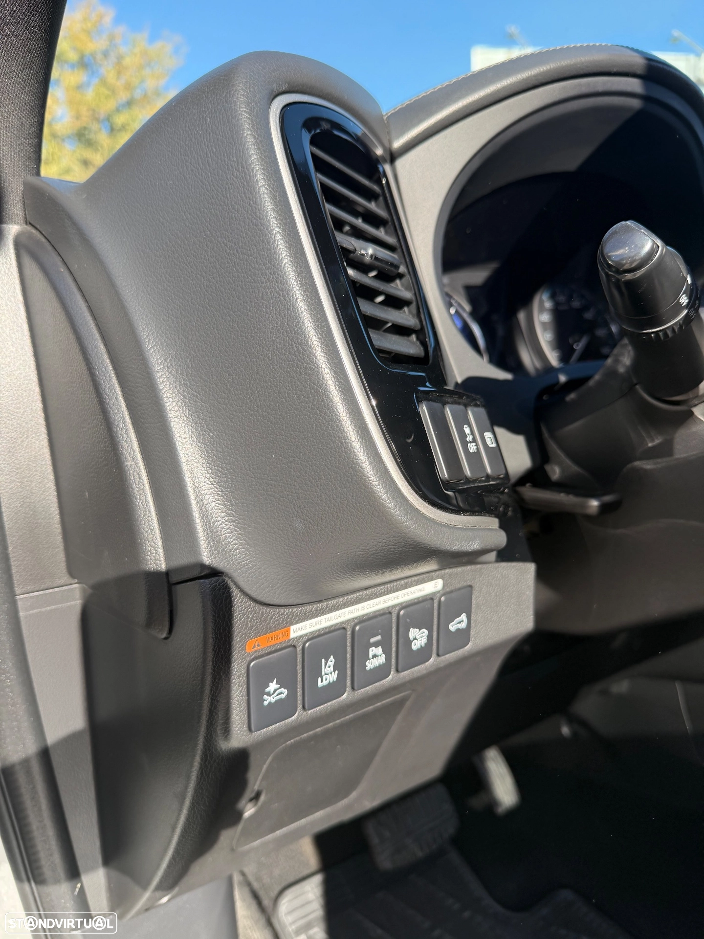 MITSUBISHI MITSUBISHI Outlander 2.4 Instyle (2020)