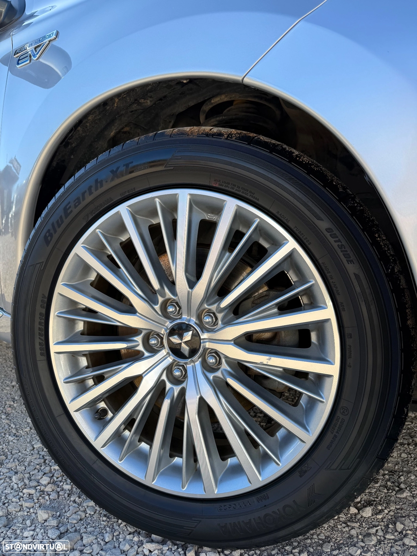MITSUBISHI MITSUBISHI Outlander 2.4 Instyle (2020)