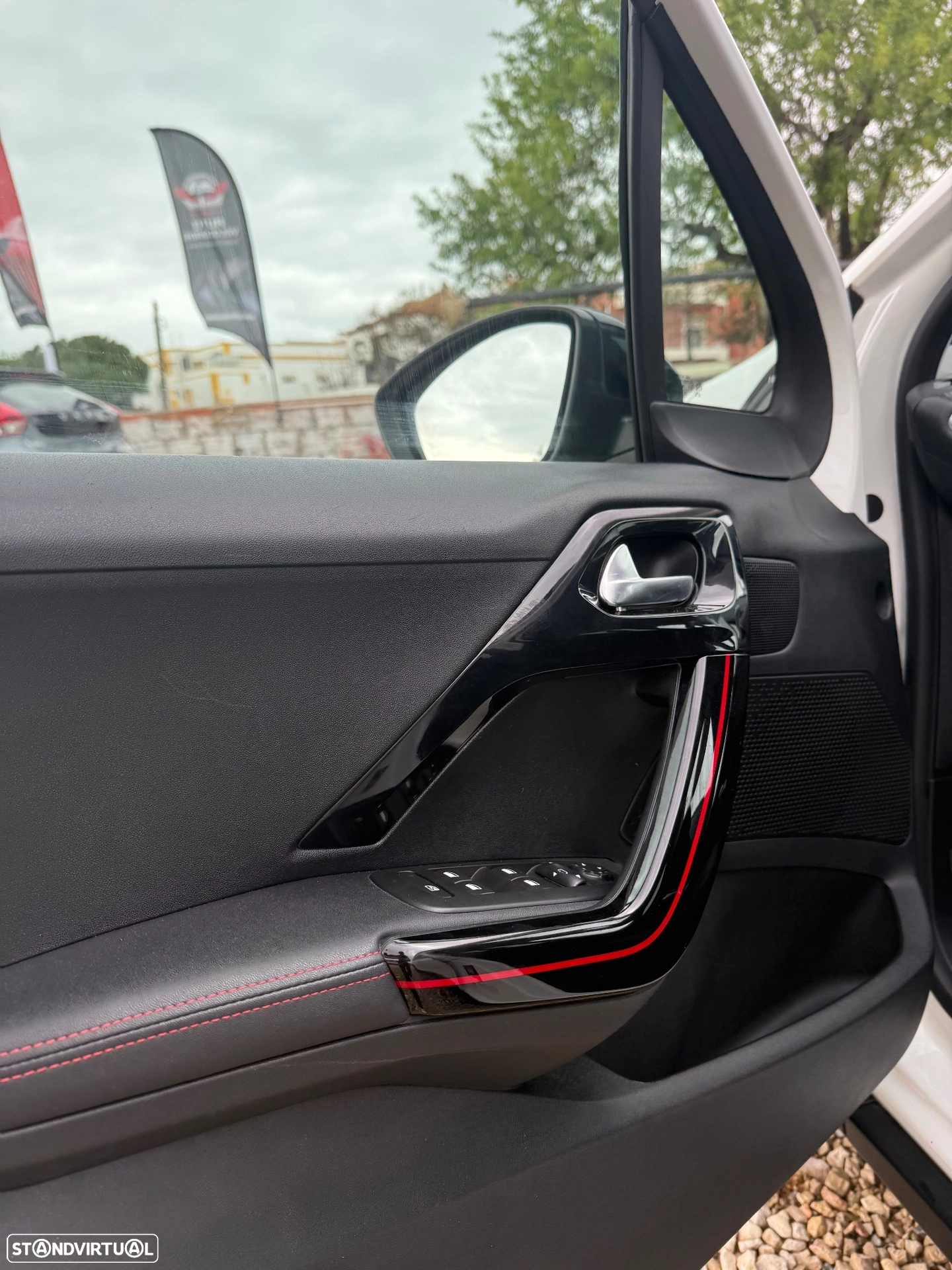 PEUGEOT PEUGEOT 2008 PureTech 130 Stop&Start GT-Line Edition (2018)