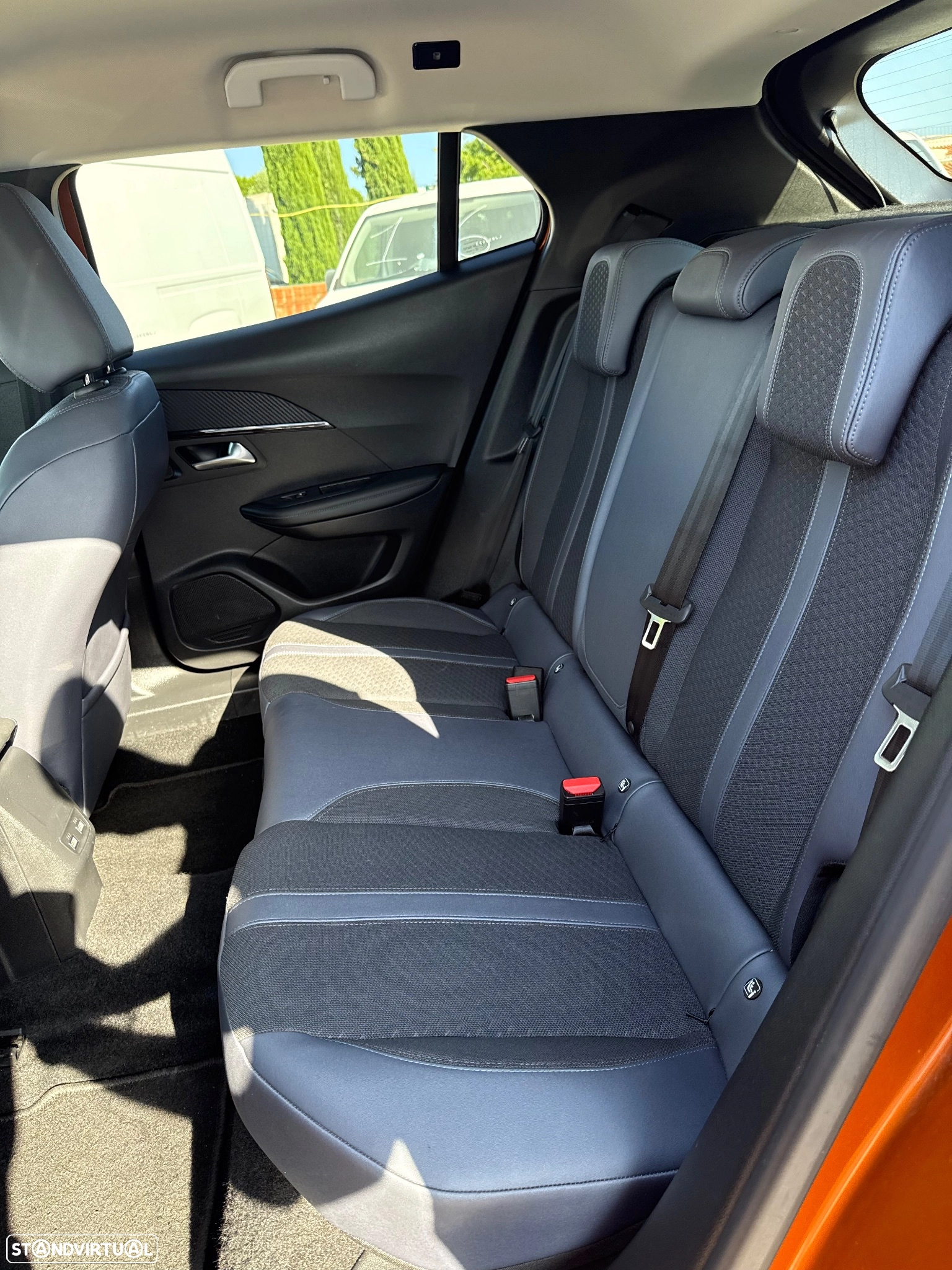 PEUGEOT PEUGEOT 2008 PureTech 100 Stop&Start Allure (2020)