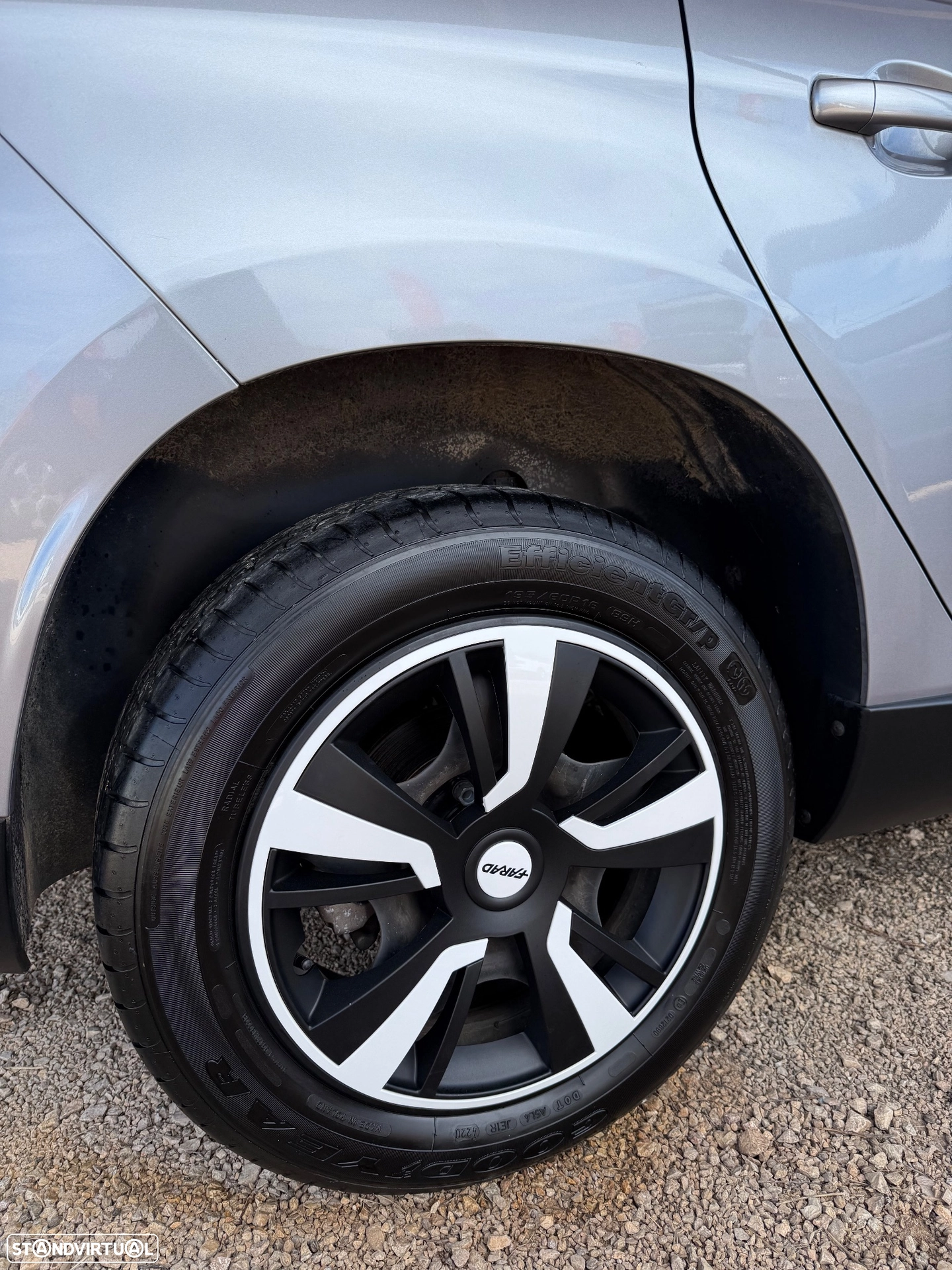 PEUGEOT PEUGEOT 2008 PureTech 82 Style (2019)