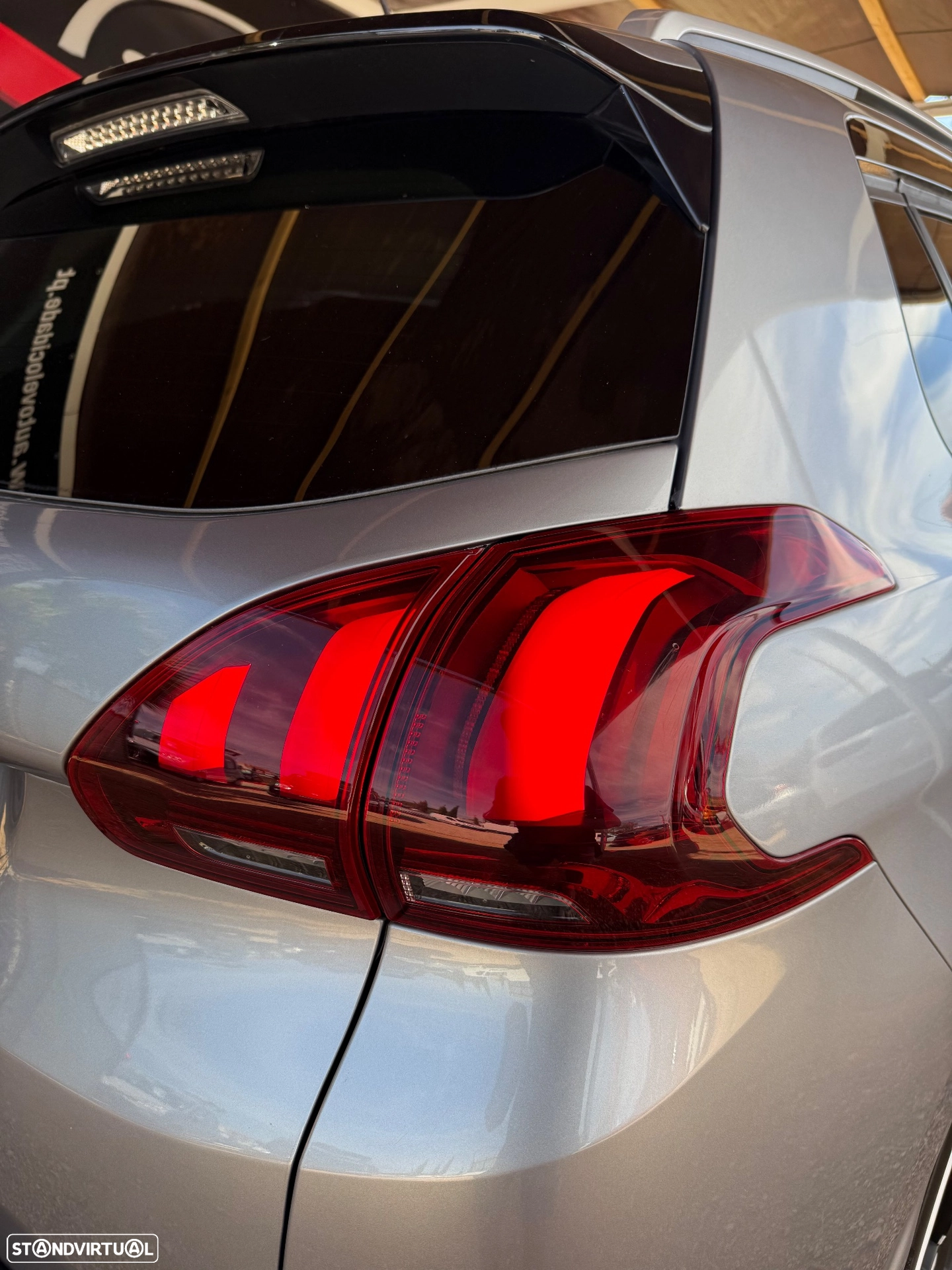 PEUGEOT PEUGEOT 2008 PureTech 82 Style (2019)