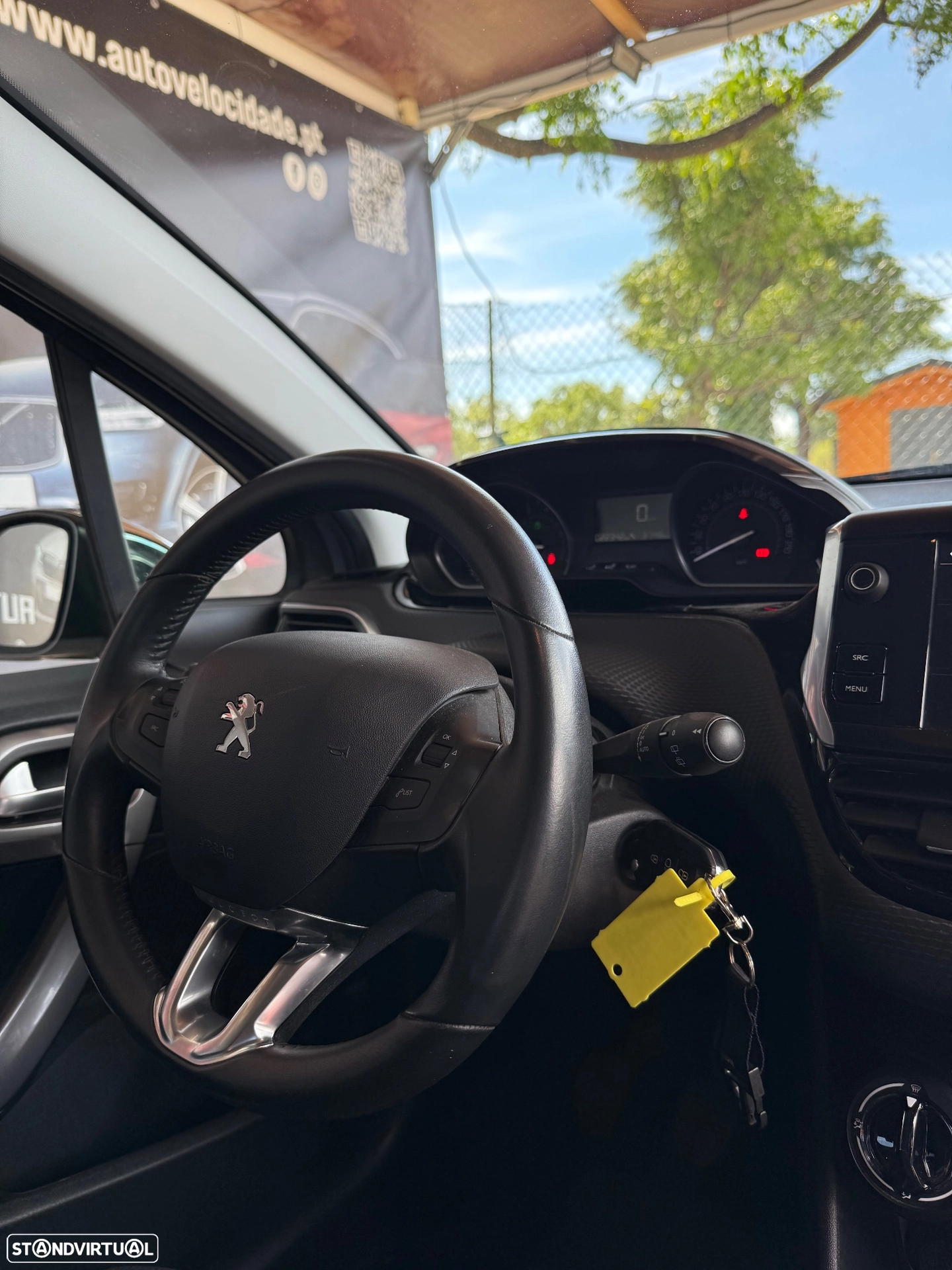PEUGEOT PEUGEOT 2008 PureTech 82 Style (2019)