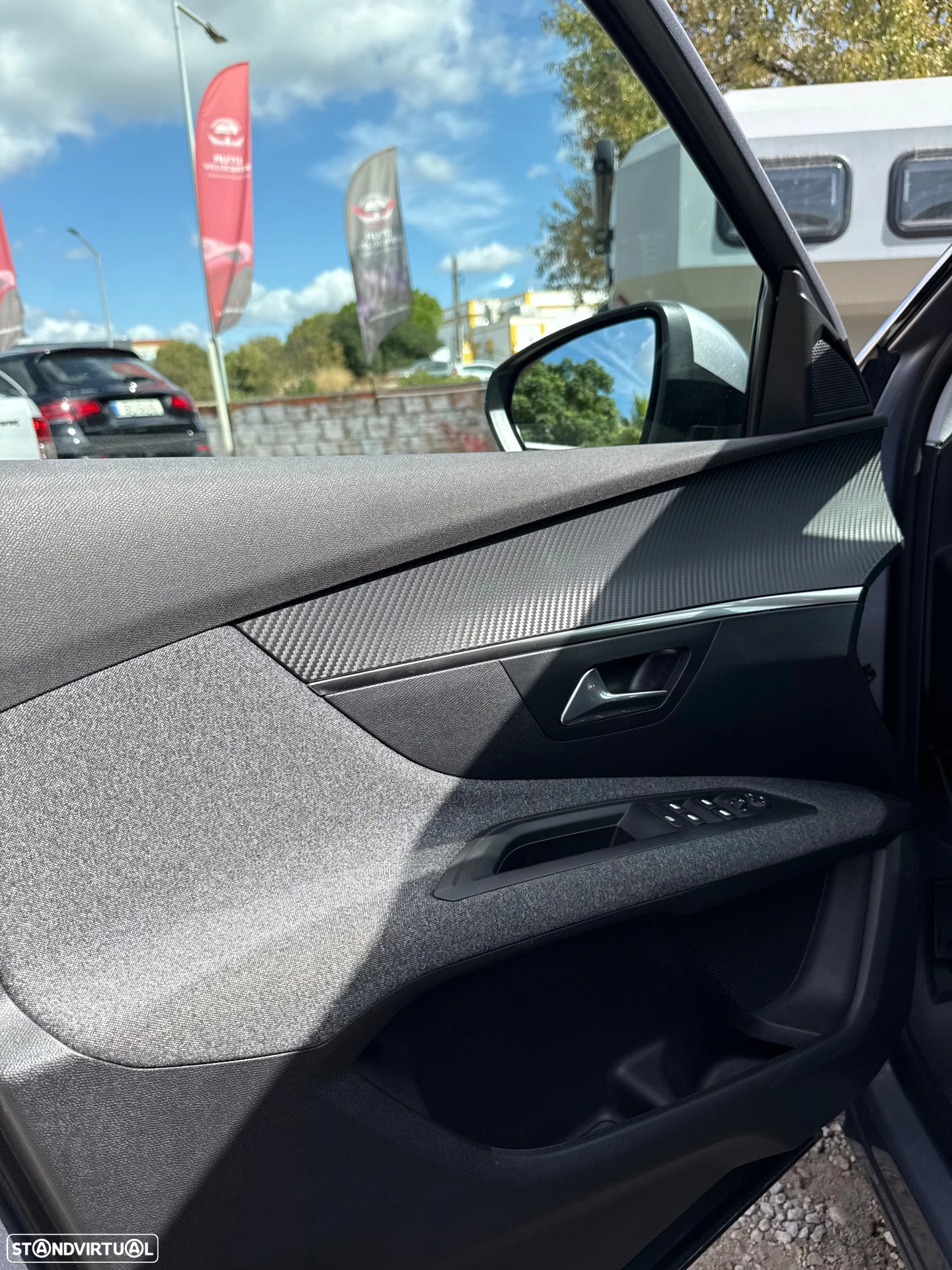 PEUGEOT PEUGEOT 3008 PureTech 130 Stop & Start GPF Active Pack (2017)