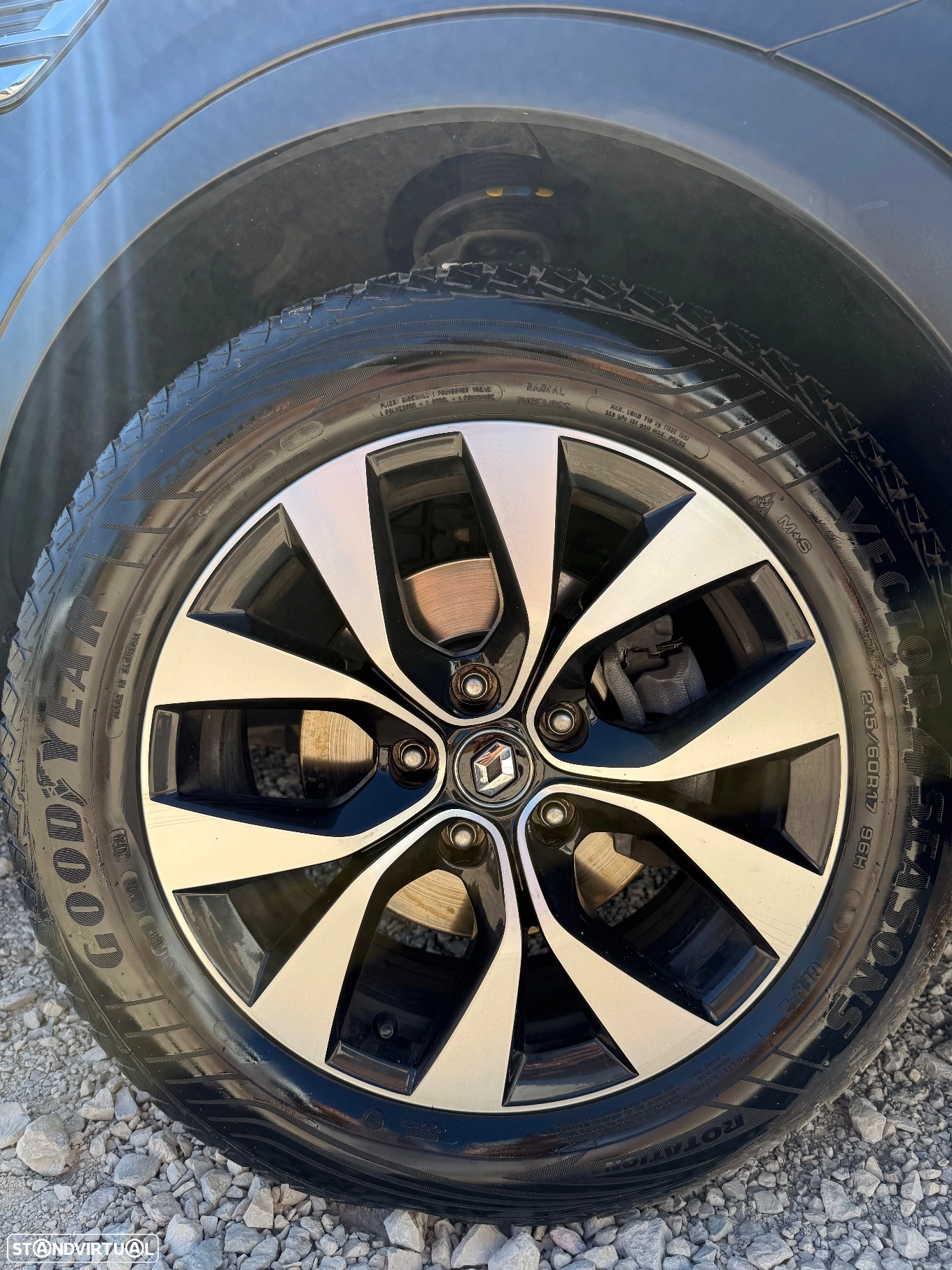 RENAULT RENAULT Arkana 1.6 E-Tech Business (2021)