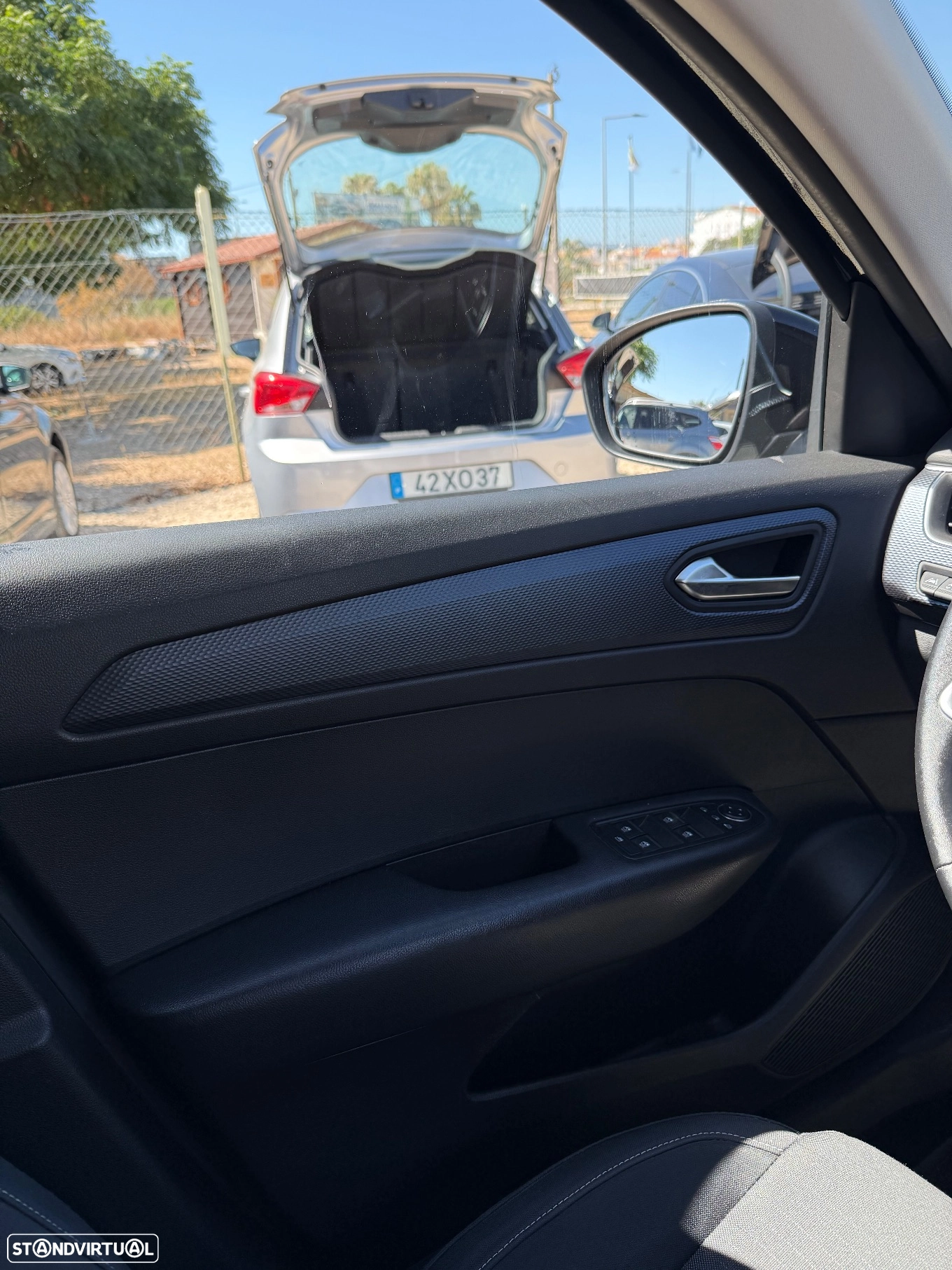 RENAULT RENAULT Arkana 1.6 E-Tech Business (2021)