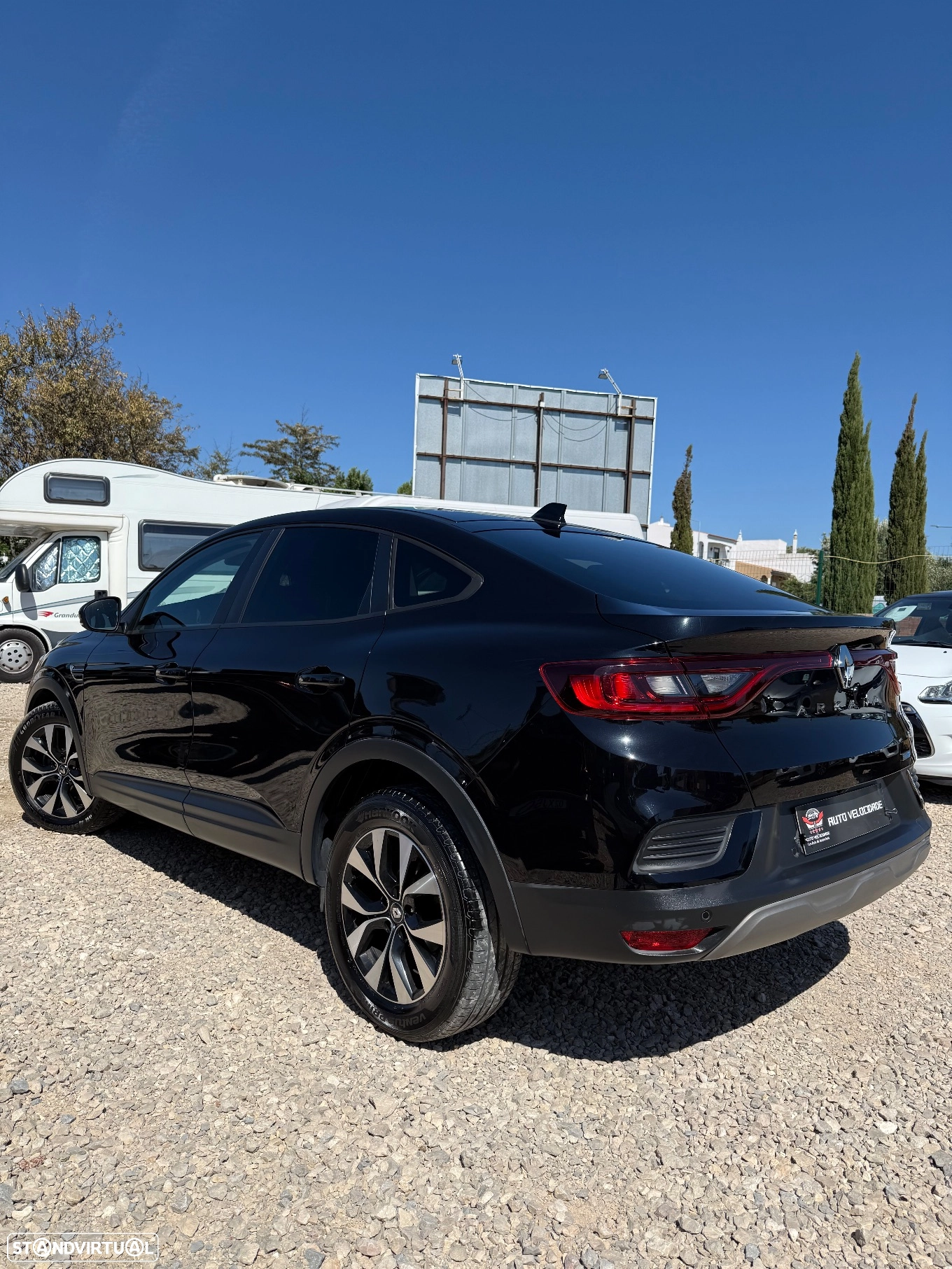 RENAULT RENAULT Arkana 1.6 E-Tech Business (2021)