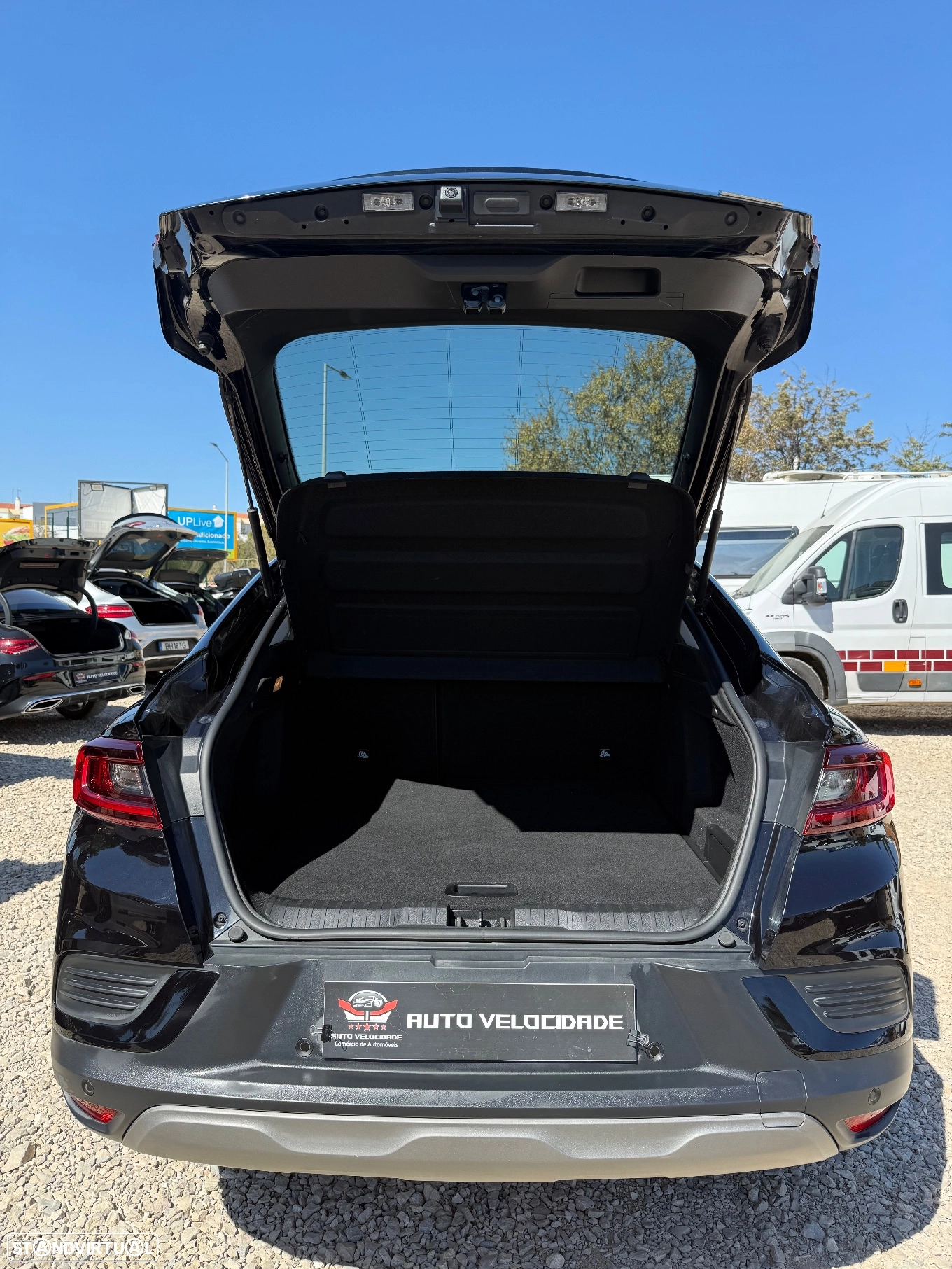 RENAULT RENAULT Arkana 1.6 E-Tech Business (2021)