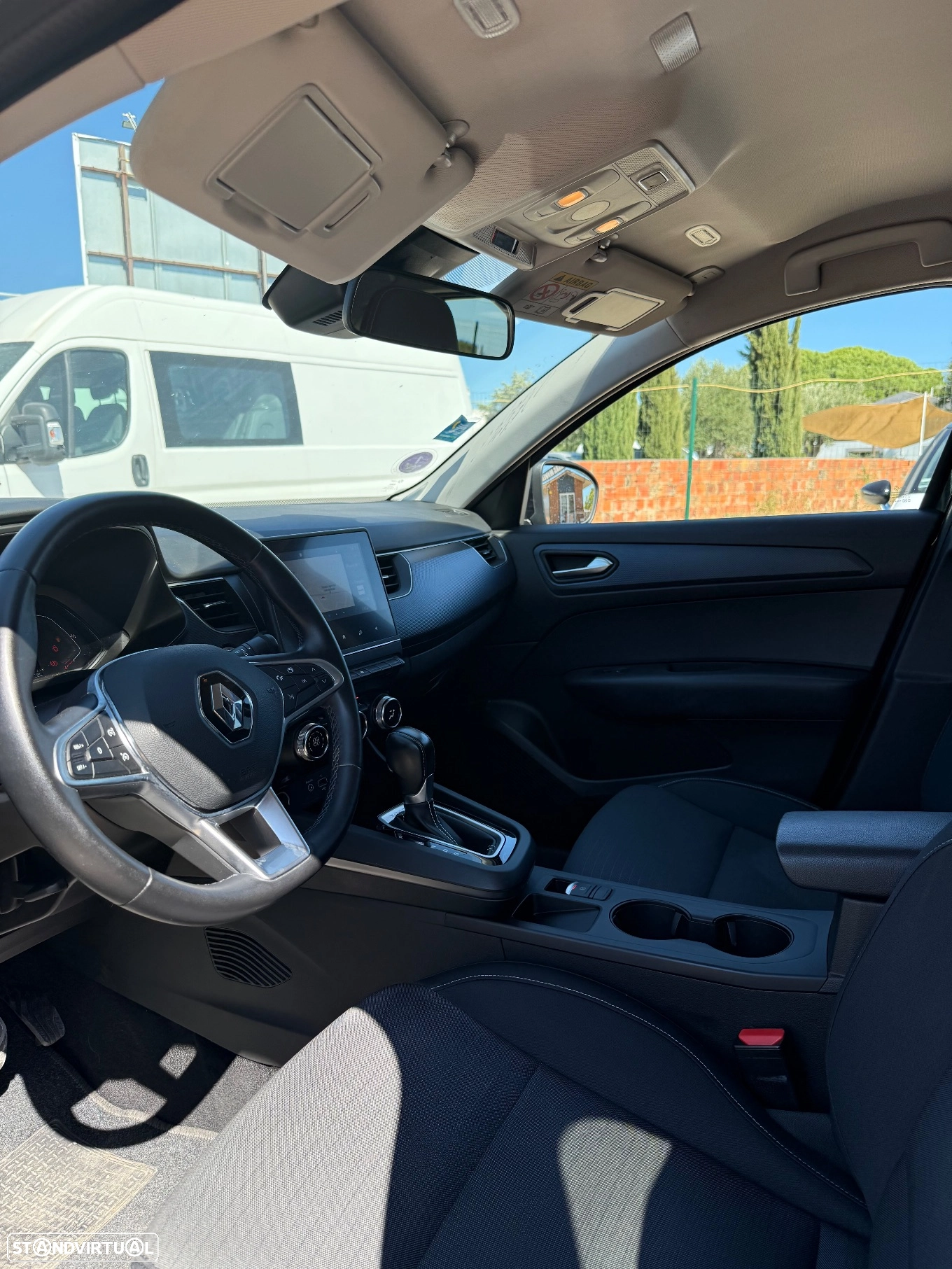 RENAULT RENAULT Arkana 1.6 E-Tech Business (2021)