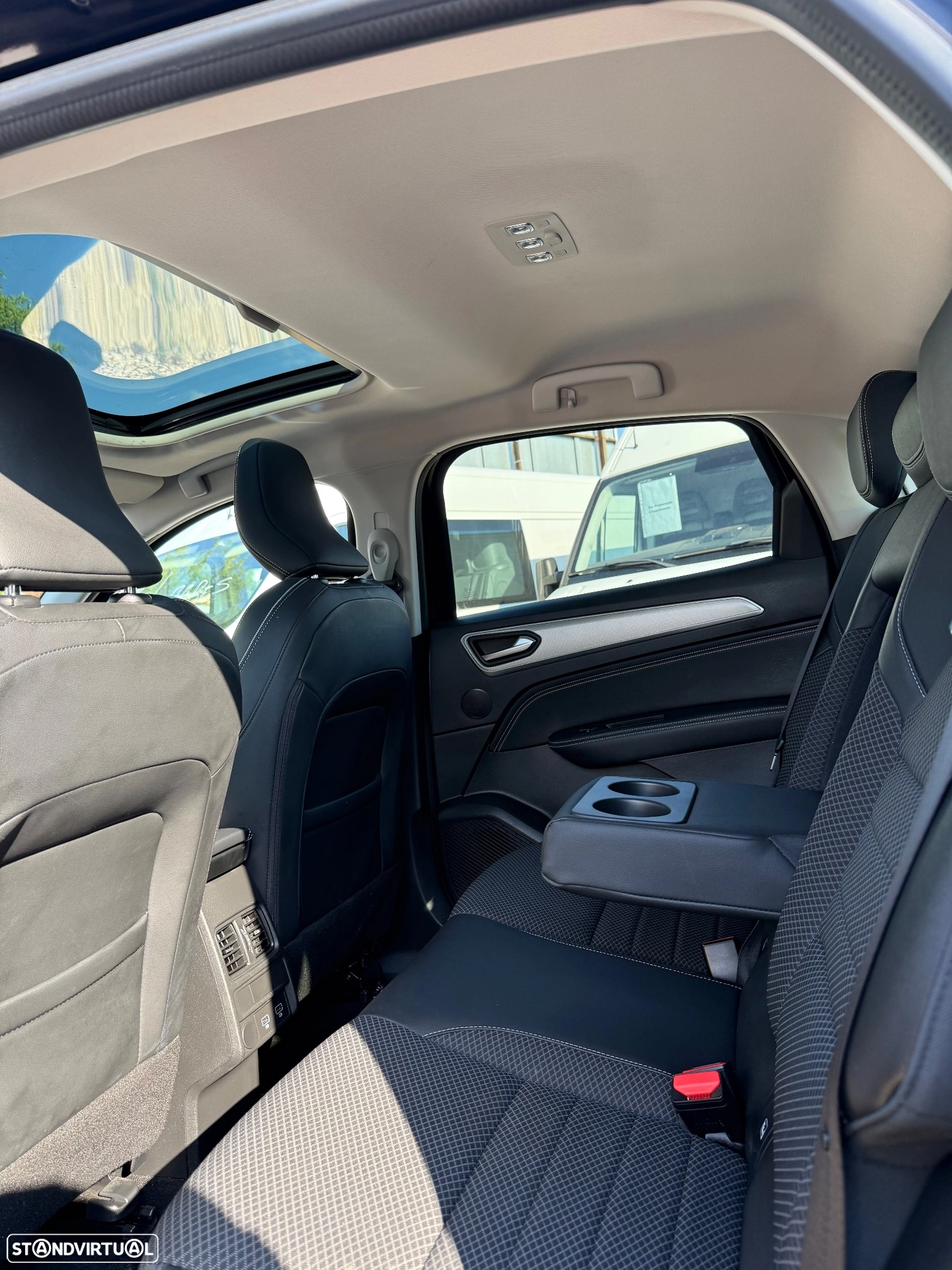 RENAULT RENAULT Arkana 1.6 E-Tech Intens (2022)