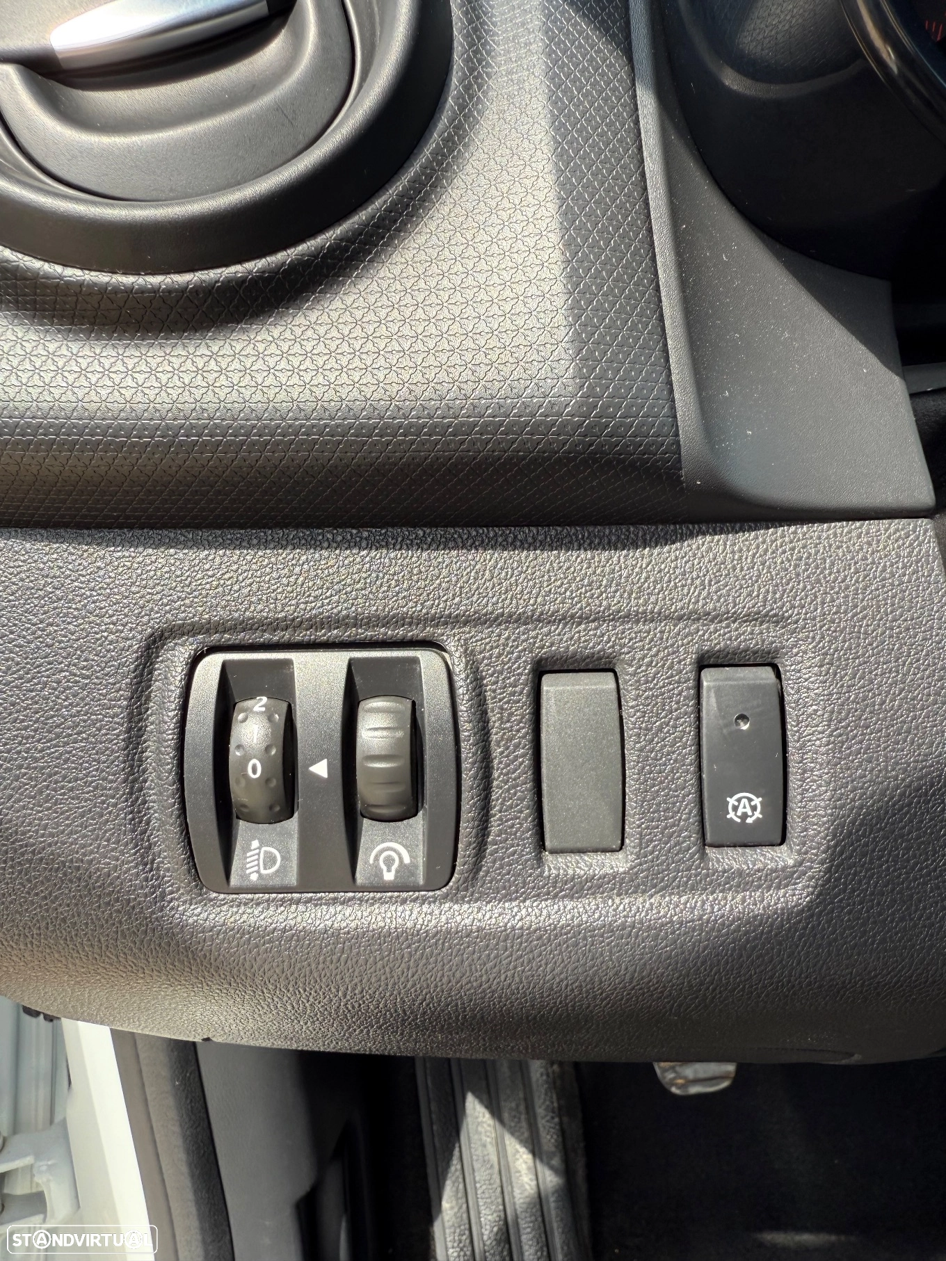 RENAULT RENAULT Clio 0.9 ZEN TCE (2019)