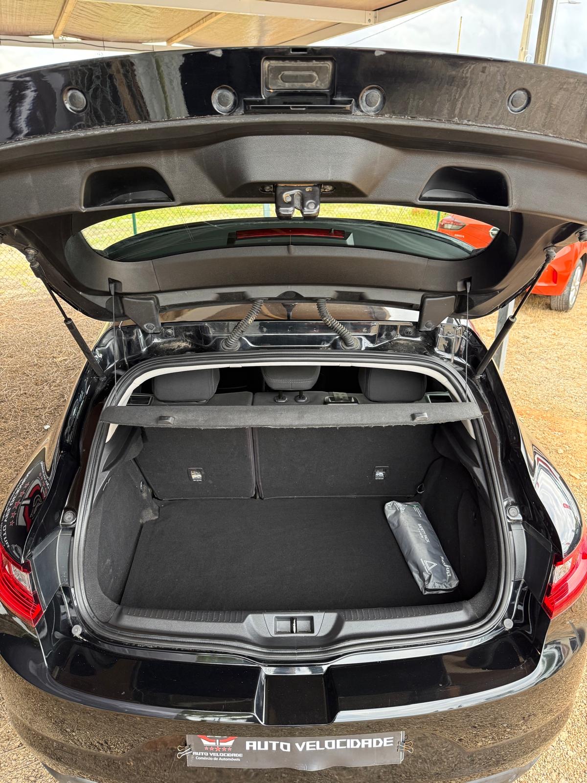 RENAULT RENAULT Megane 1.5 DCI Preto Pérola (2020)