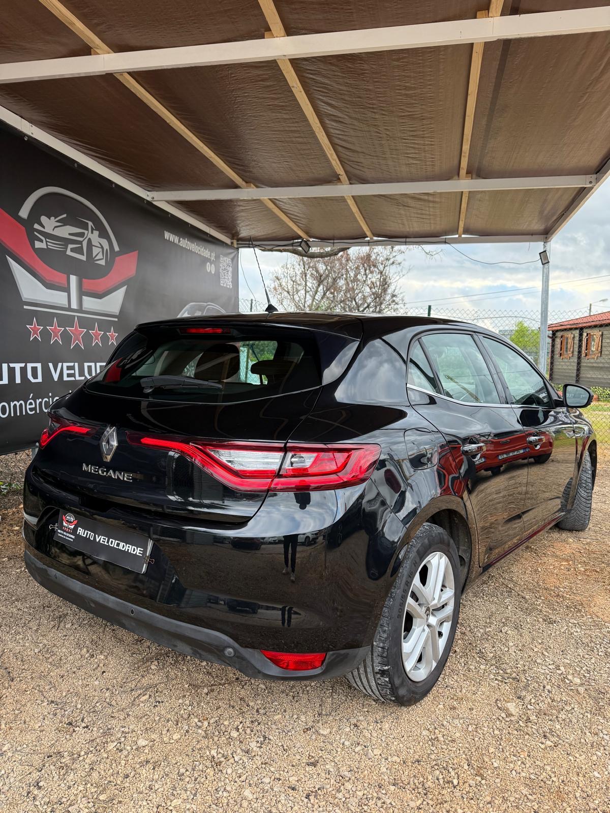 RENAULT RENAULT Megane 1.5 DCI Preto Pérola (2020)
