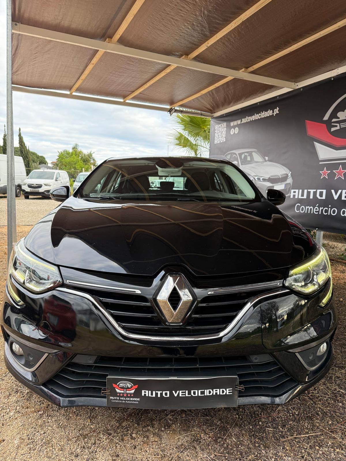 RENAULT RENAULT Megane 1.5 DCI Preto Pérola (2020)