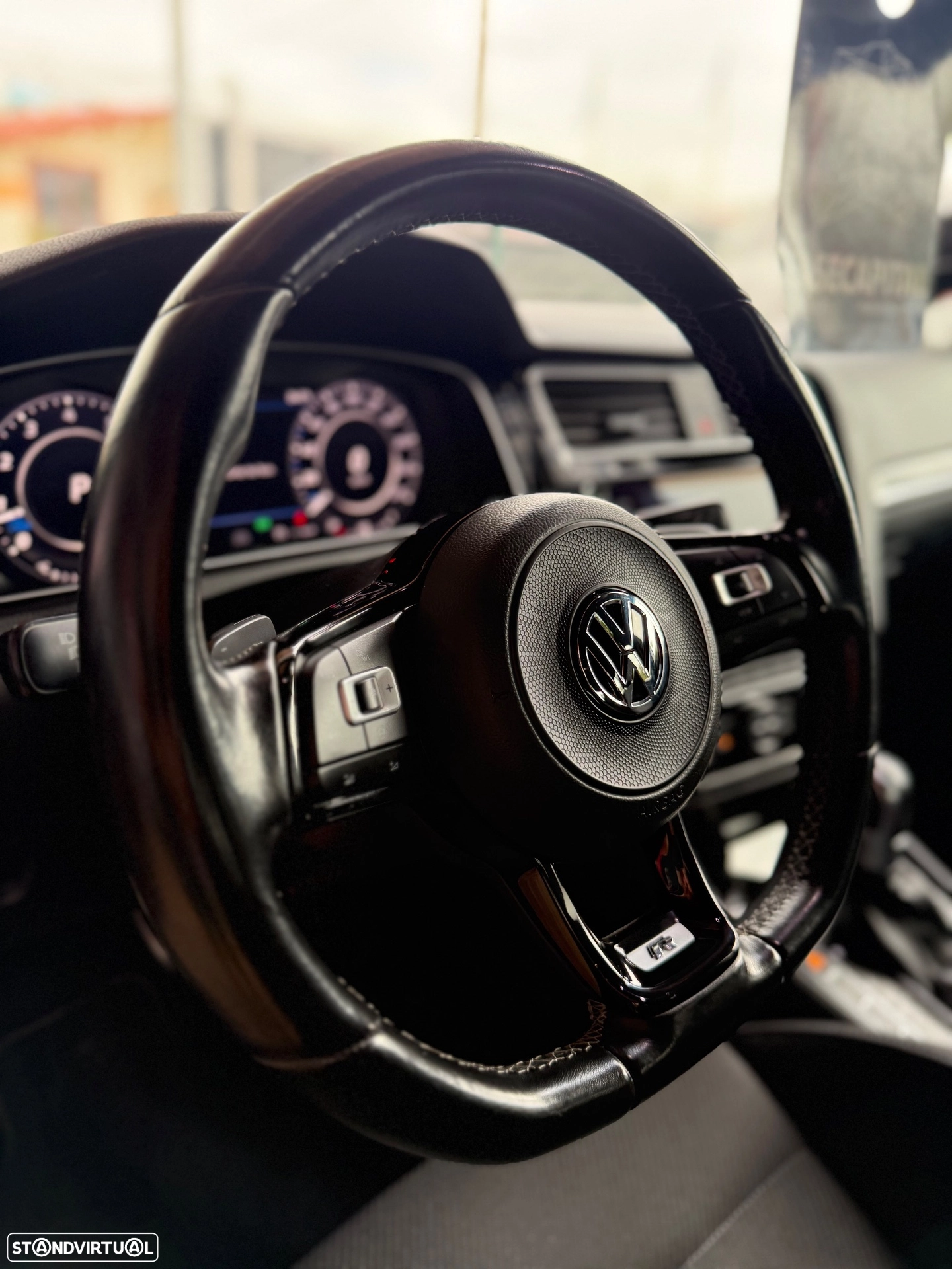 VOLKSWAGEN (VW) VOLKSWAGEN (VW) Golf R 4Motion (BlueMotion) DSG (2019)