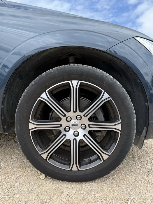 VOLVO VOLVO XC60 D4 (2019)